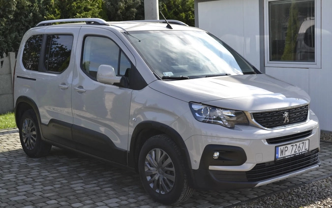 Peugeot Rifter cena 55555 przebieg: 148030, rok produkcji 2018 z Serock małe 562